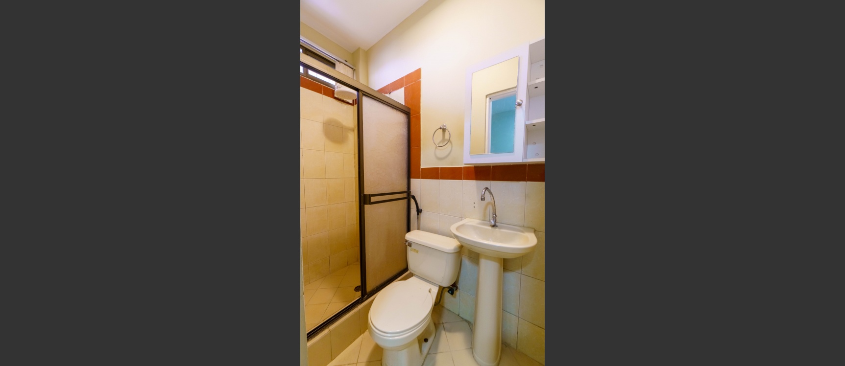 Suite 9 amoblada en alquiler ubicado en Santa Cecilia, Ceibos GeoBienes - Suite 9 amoblada en alquiler ubicado en Santa Cecilia, Ceibos - Plusvalia Guayaquil Casas de venta y alquiler Inmobiliaria Ecuador