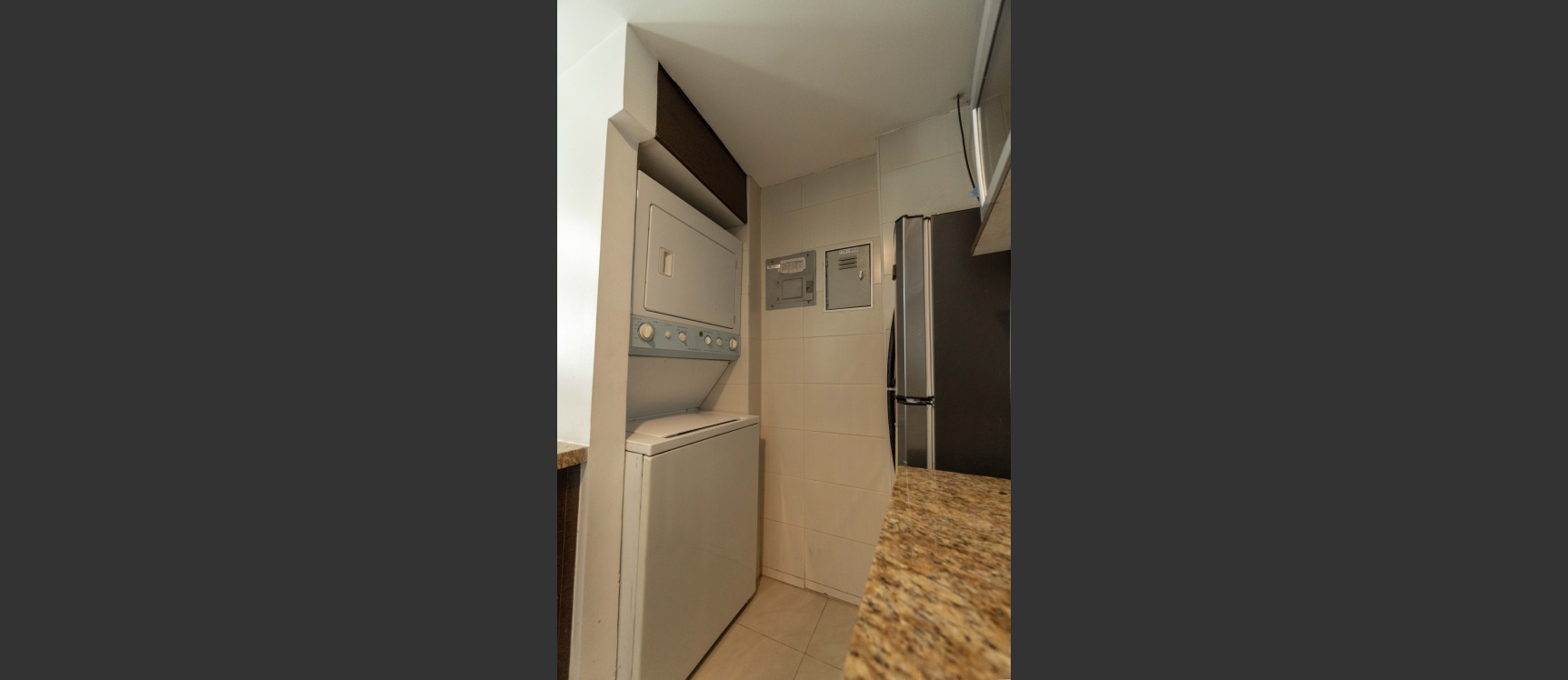 Suite amobalada en alquiler en Edificio Elite Building, zona Mall del Sol, Guayaquil GeoBienes - Suite amobalada en alquiler en Edificio Elite Building, zona Mall del Sol, Guayaquil - Plusvalia Guayaquil Casas de venta y alquiler Inmobiliaria Ecuador