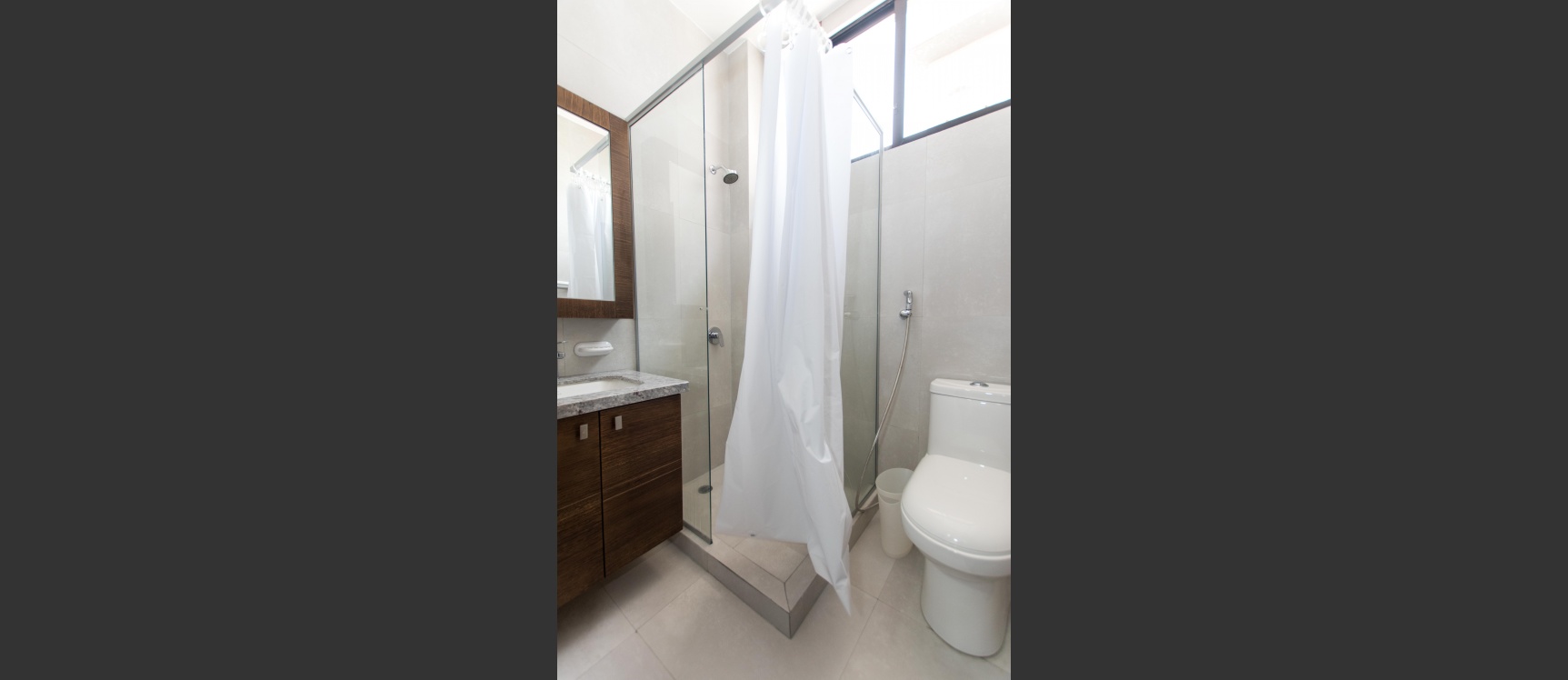 Suite amoblada en alquiler en Calle la Moderna, Samborondón GeoBienes - Suite amoblada en alquiler en Calle la Moderna, Samborondón - Plusvalia Guayaquil Casas de venta y alquiler Inmobiliaria Ecuador