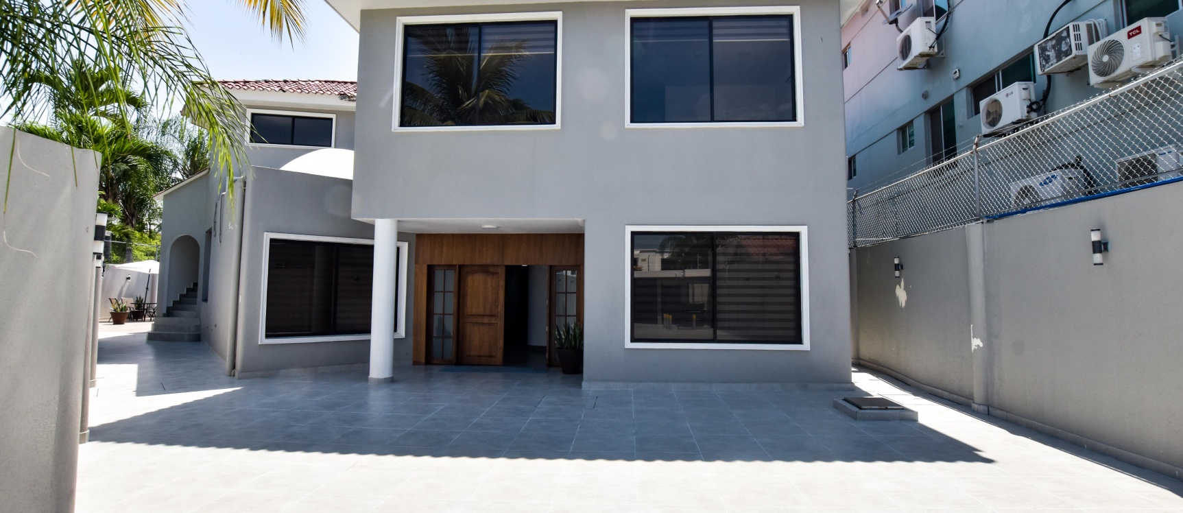 GeoBienes - Suite amoblada en alquiler en Calle la Moderna, Samborondón - Plusvalia Guayaquil Casas de venta y alquiler Inmobiliaria Ecuador