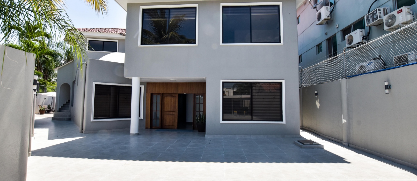 Suite amoblada en alquiler en Calle la Moderna, Samborondón GeoBienes - Suite amoblada en alquiler en Calle la Moderna, Samborondón - Plusvalia Guayaquil Casas de venta y alquiler Inmobiliaria Ecuador