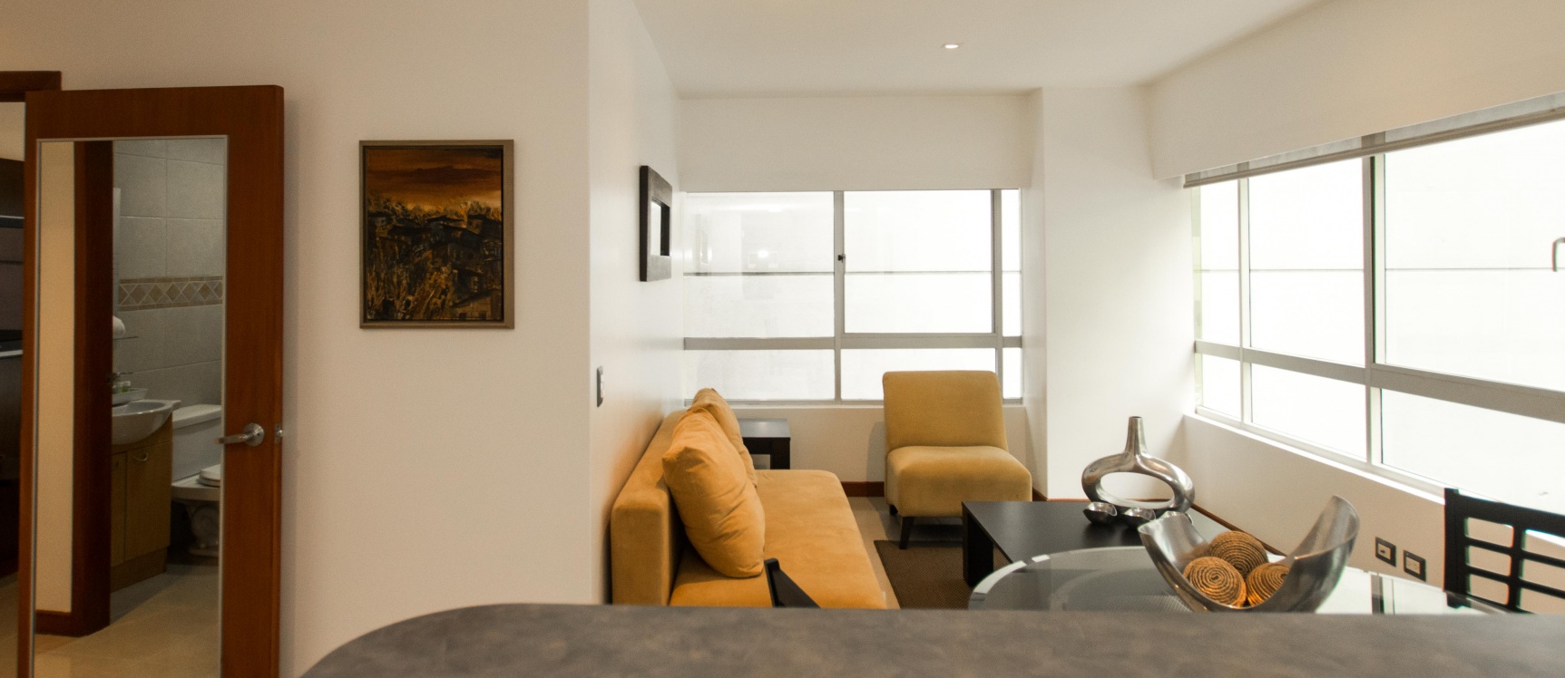 Suite amoblada en alquiler (Incluye Wifi y DirectTV) - Torre del Sol I GeoBienes - Suite amoblada en alquiler (Incluye Wifi y DirectTV) - Torre del Sol I - Plusvalia Guayaquil Casas de venta y alquiler Inmobiliaria Ecuador