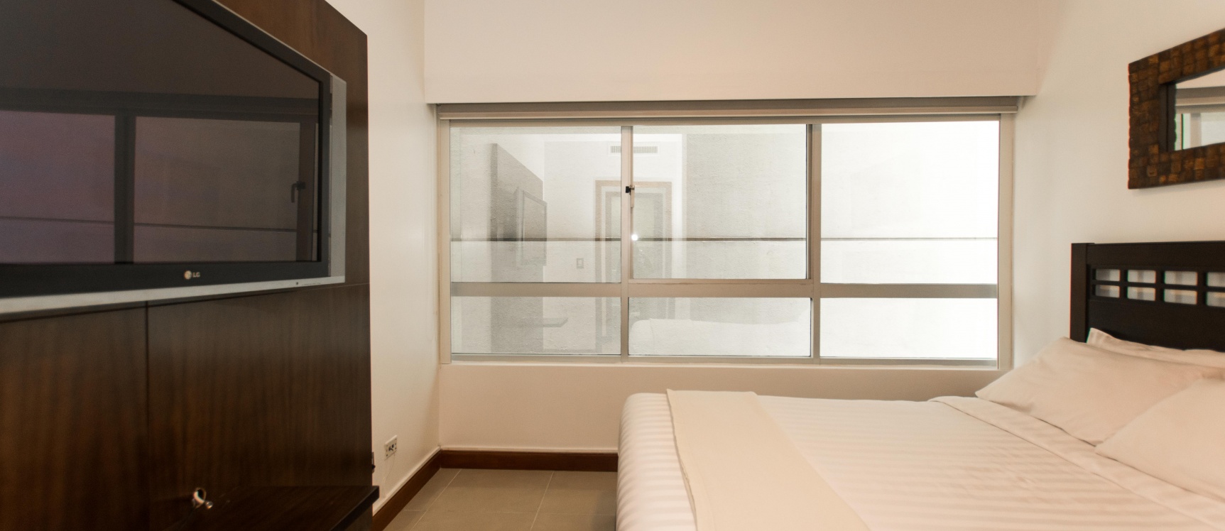 Suite amoblada en alquiler (Incluye Wifi y DirectTV) - Torre del Sol I GeoBienes - Suite amoblada en alquiler (Incluye Wifi y DirectTV) - Torre del Sol I - Plusvalia Guayaquil Casas de venta y alquiler Inmobiliaria Ecuador