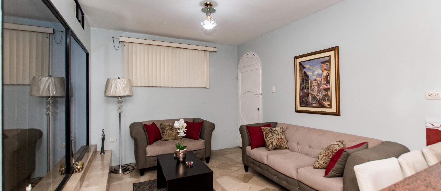 GeoBienes - Suite amoblada en alquiler, Kennedy Norte - Plusvalia Guayaquil Casas de venta y alquiler Inmobiliaria Ecuador