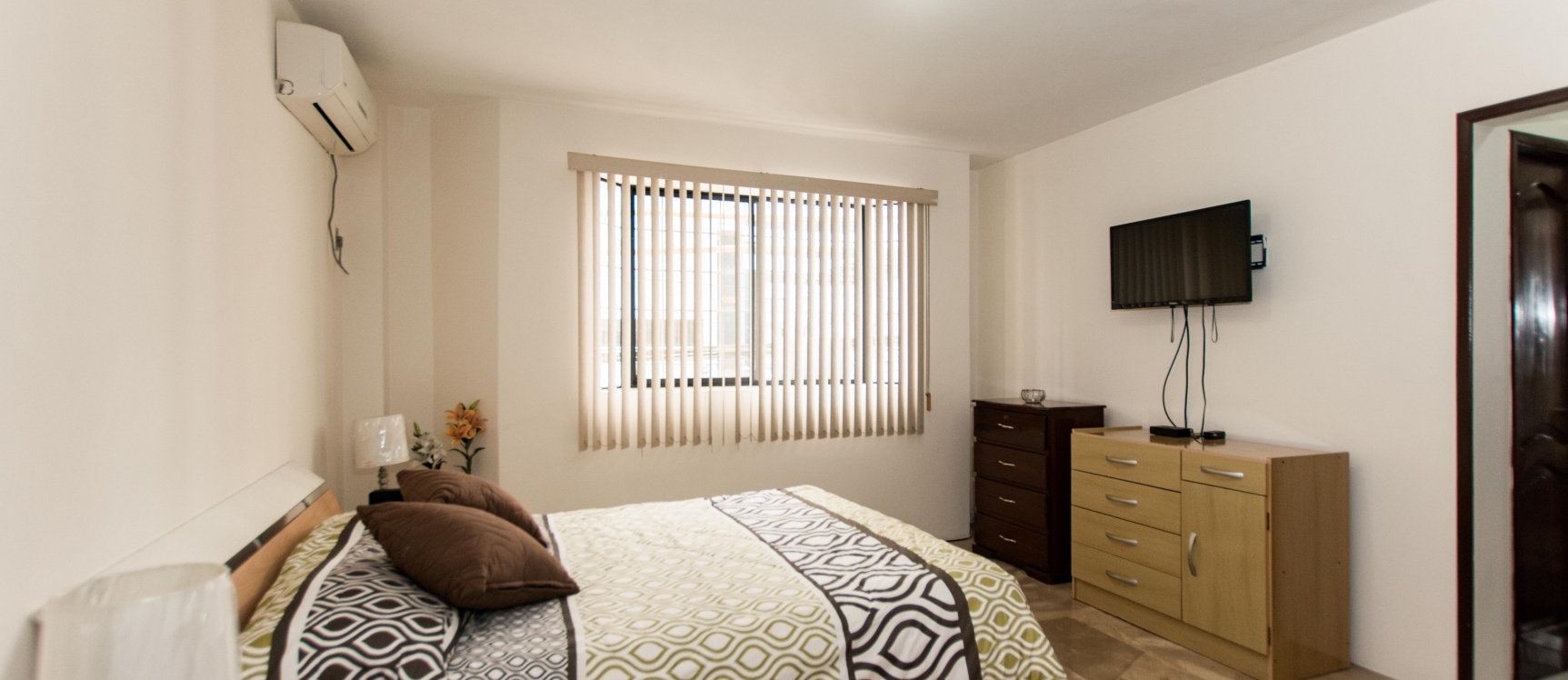 Suite amoblada en alquiler, Kennedy Norte GeoBienes - Suite amoblada en alquiler, Kennedy Norte - Plusvalia Guayaquil Casas de venta y alquiler Inmobiliaria Ecuador