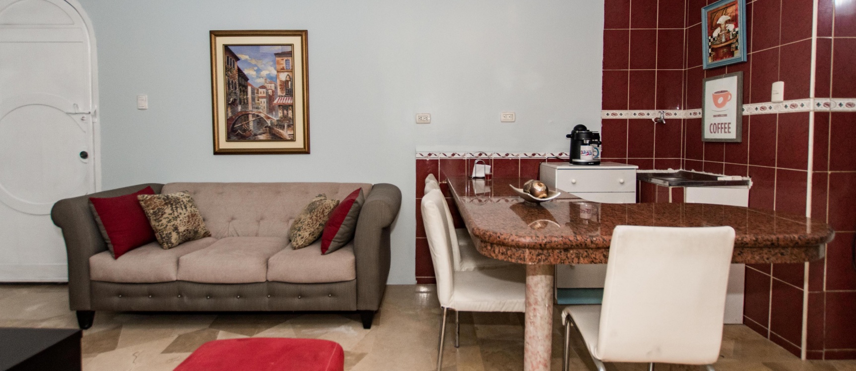 GeoBienes - Suite amoblada en alquiler, Kennedy Norte - Plusvalia Guayaquil Casas de venta y alquiler Inmobiliaria Ecuador