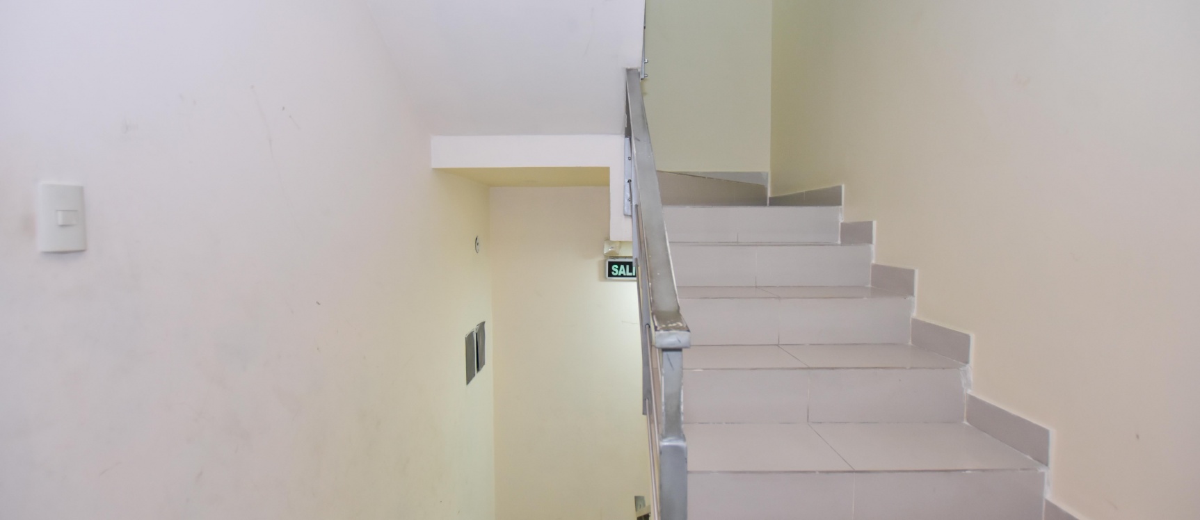 Suite amoblada en alquiler ubicada en Kennedy Norte GeoBienes - Suite amoblada en alquiler ubicada en Kennedy Norte - Plusvalia Guayaquil Casas de venta y alquiler Inmobiliaria Ecuador