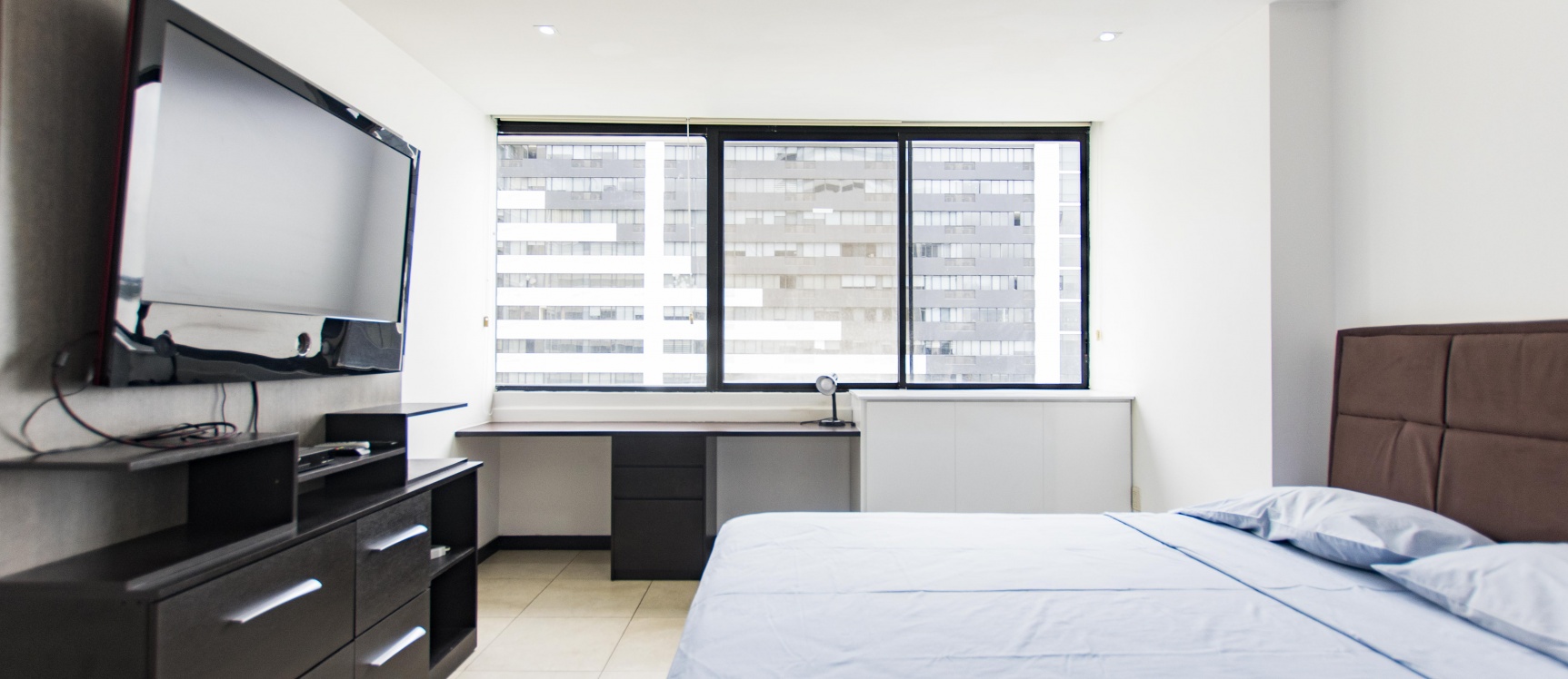 Suite amoblada en alquiler ubicada en Torre Bellini I, Puerto Santa Ana GeoBienes - Suite amoblada en alquiler ubicada en Torre Bellini I, Puerto Santa Ana - Plusvalia Guayaquil Casas de venta y alquiler Inmobiliaria Ecuador