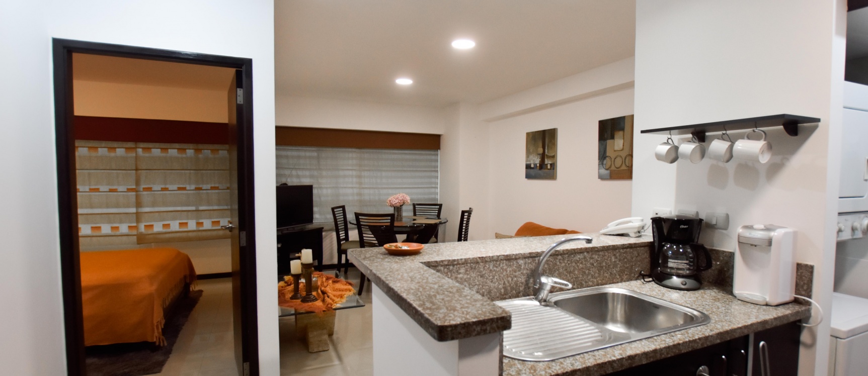 GeoBienes - Suite amoblada en alquiler ubicada en Torre Sol 2 - Plusvalia Guayaquil Casas de venta y alquiler Inmobiliaria Ecuador