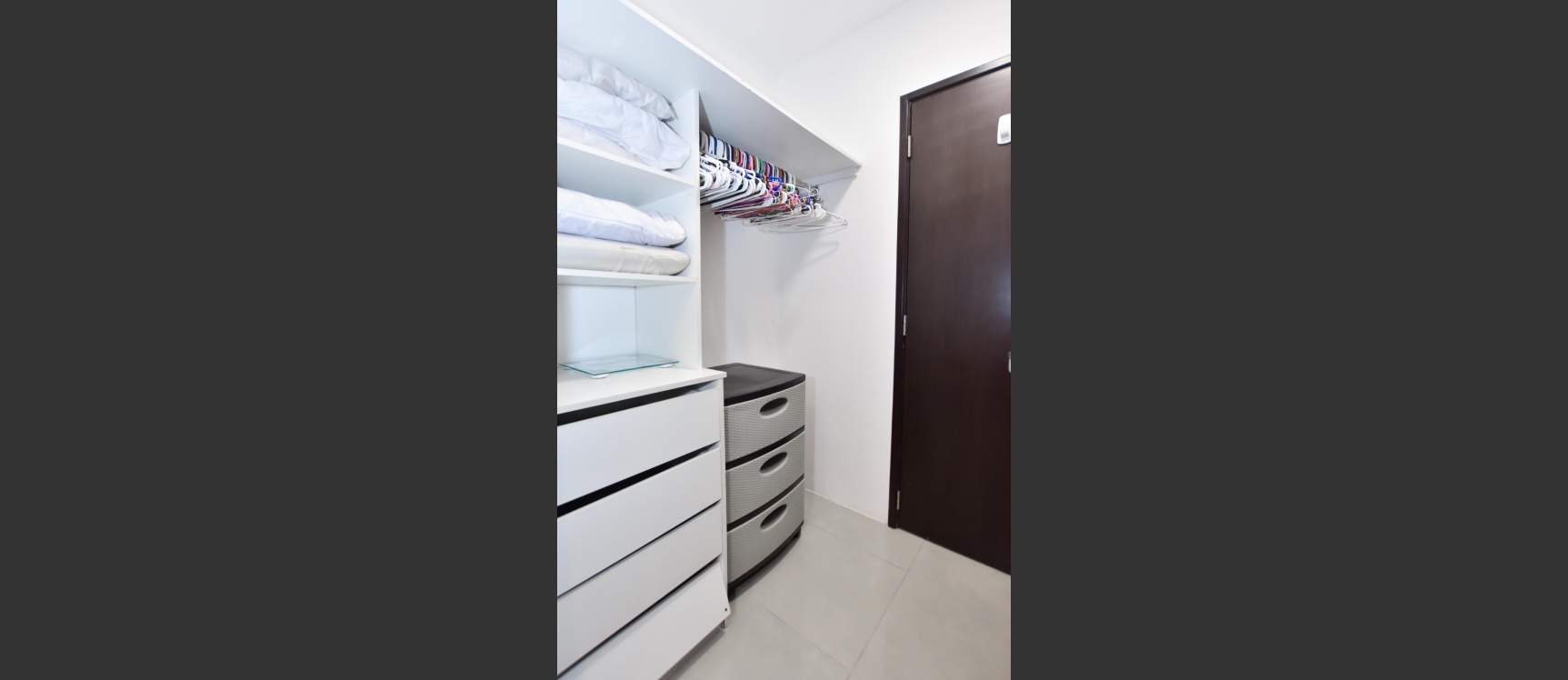 Suite amoblada en alquiler ubicada en Torre Sol 2 GeoBienes - Suite amoblada en alquiler ubicada en Torre Sol 2 - Plusvalia Guayaquil Casas de venta y alquiler Inmobiliaria Ecuador