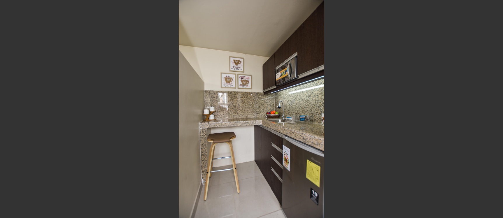 Suite amoblada en alquiler ubicada en Urdesa Central GeoBienes - Suite amoblada en alquiler ubicada en Urdesa Central - Plusvalia Guayaquil Casas de venta y alquiler Inmobiliaria Ecuador