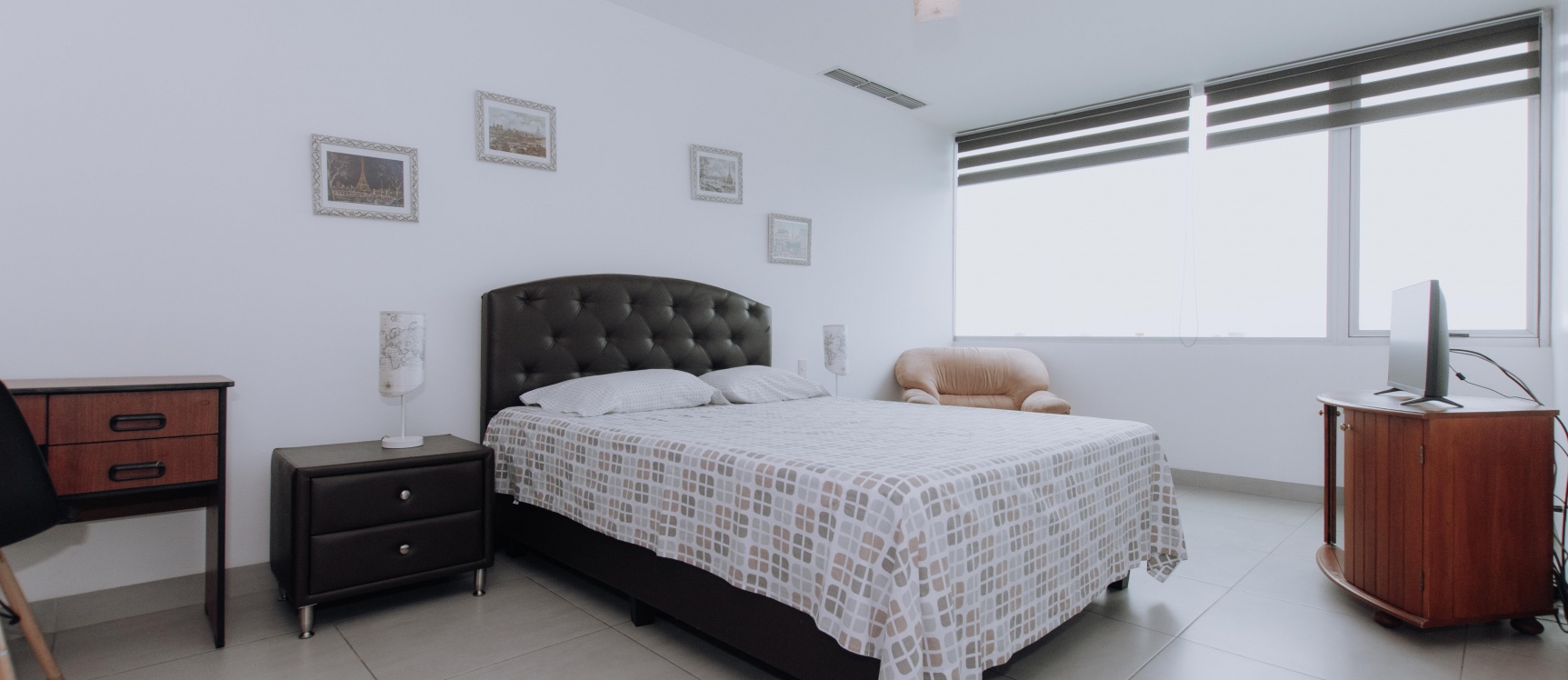 Suite amoblada en alquiler ubicado en edifico Quo Luxury Apartments, frente al centro comercial Mall del Sol GeoBienes - Suite amoblada en alquiler ubicado en edifico Quo Luxury Apartments, frente al centro comercial Mall del Sol - Plusvalia Guayaquil Casas de venta y alquiler Inmobiliaria Ecuador