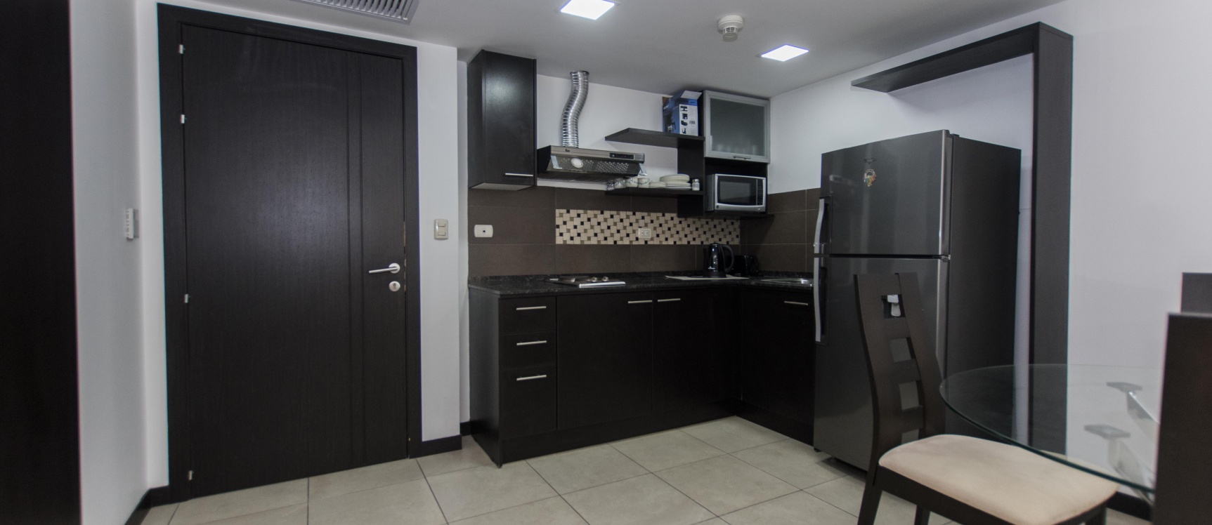 Suite amoblada en venta ubicada en Torre Bellini I, Puerto Santa Ana GeoBienes - Suite amoblada en venta ubicada en Torre Bellini I, Puerto Santa Ana - Plusvalia Guayaquil Casas de venta y alquiler Inmobiliaria Ecuador