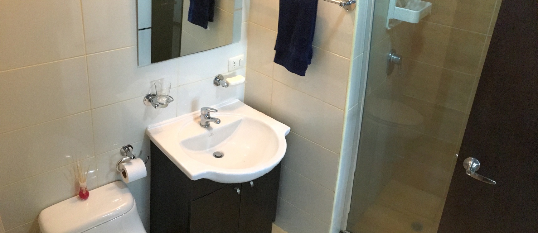 Suite de alquiler. Departamento en el edificio Elite Building Guayaquil GeoBienes - Suite de alquiler. Departamento en el edificio Elite Building Guayaquil - Plusvalia Guayaquil Casas de venta y alquiler Inmobiliaria Ecuador