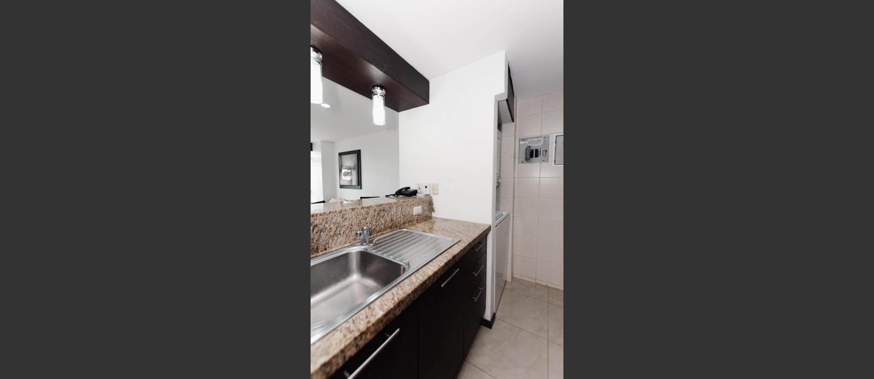 Suite en alquiler amoblada ubicado en Edificio Elite Building. sector Mall del Sol, Norte de Guayaquil GeoBienes - Suite en alquiler amoblada ubicado en Edificio Elite Building. sector Mall del Sol, Norte de Guayaquil - Plusvalia Guayaquil Casas de venta y alquiler Inmobiliaria Ecuador