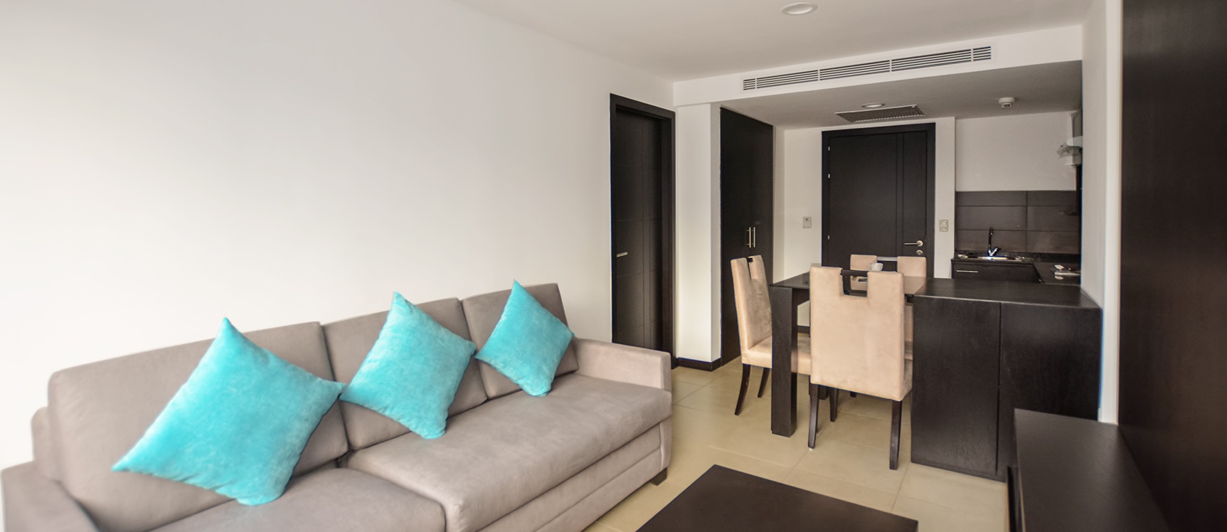 Suite en alquiler en Bellini II sector centro de Guayaquil GeoBienes - Suite en alquiler en Bellini II sector centro de Guayaquil - Plusvalia Guayaquil Casas de venta y alquiler Inmobiliaria Ecuador