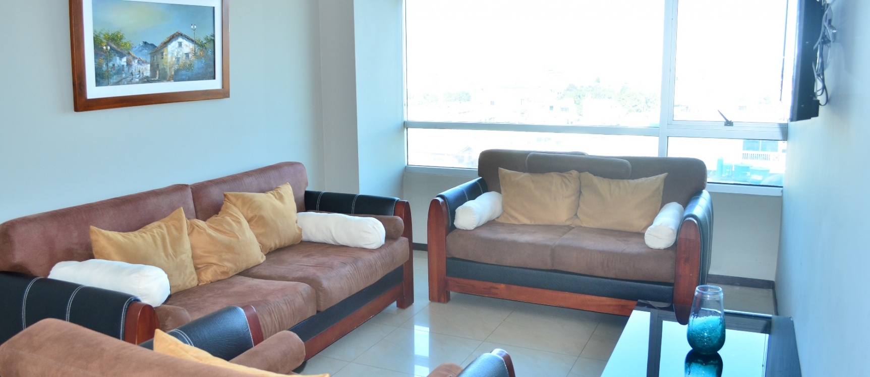 Suite en alquiler en edificio Élite Building sector Mall del Sol GeoBienes - Suite en alquiler en edificio Élite Building sector Mall del Sol - Plusvalia Guayaquil Casas de venta y alquiler Inmobiliaria Ecuador