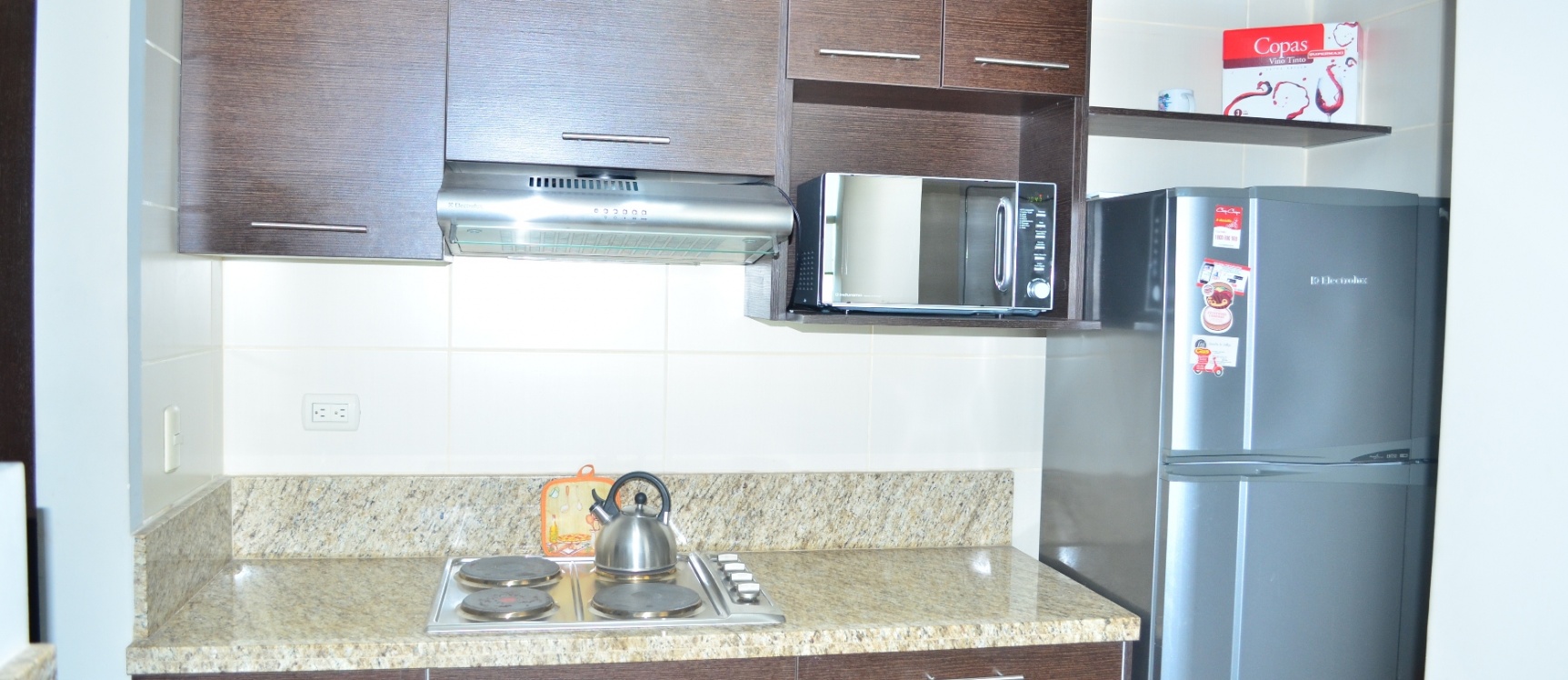 Suite en alquiler en edificio Élite Building sector Mall del Sol GeoBienes - Suite en alquiler en edificio Élite Building sector Mall del Sol - Plusvalia Guayaquil Casas de venta y alquiler Inmobiliaria Ecuador