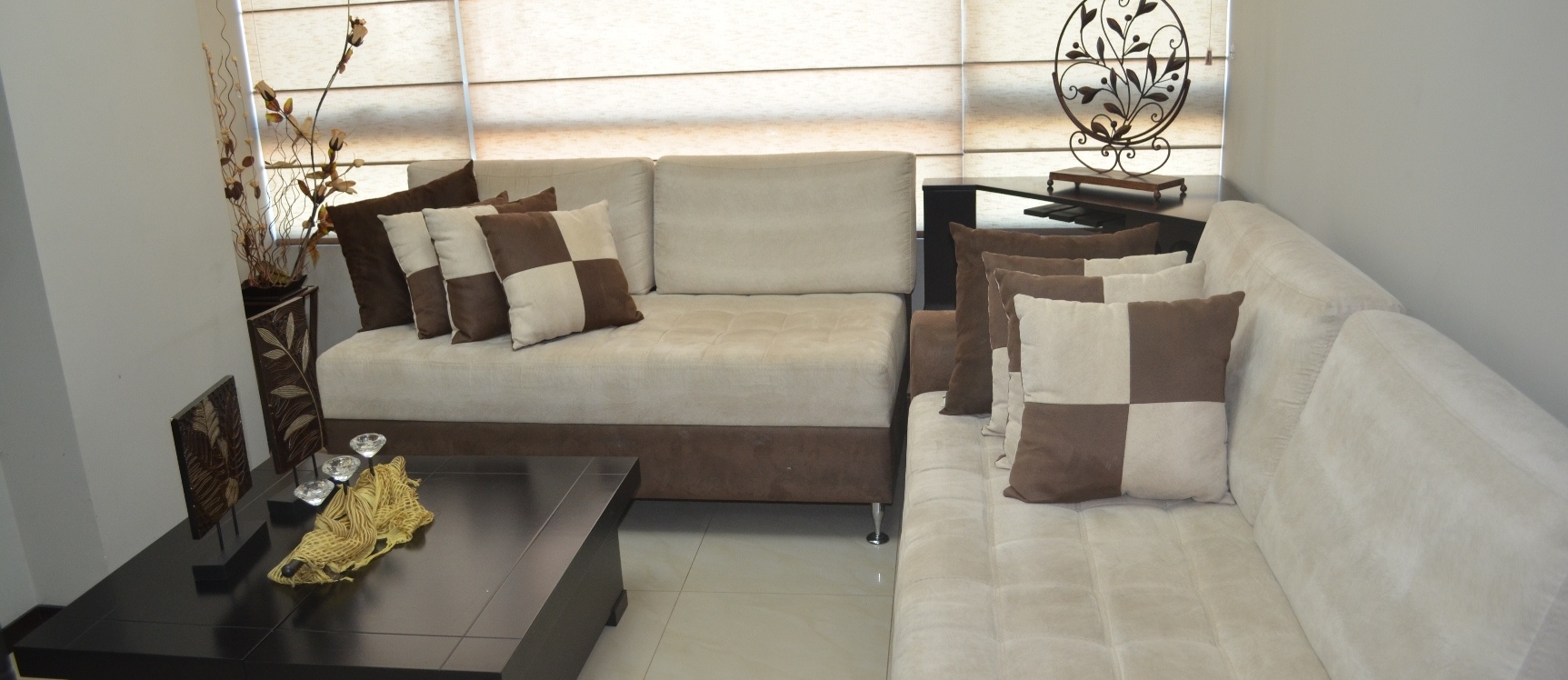 Suite en alquiler en edificio Élite Building sector Mall del Sol GeoBienes - Suite en alquiler en edificio Élite Building sector Mall del Sol - Plusvalia Guayaquil Casas de venta y alquiler Inmobiliaria Ecuador