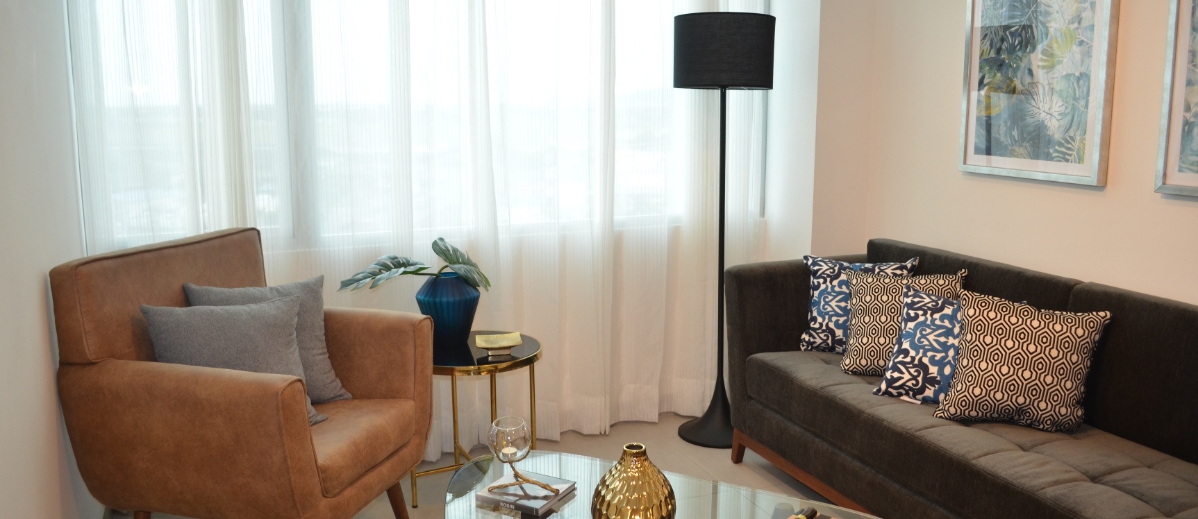 Suite en alquiler en edificio Quo sector Mall del Sol GeoBienes - Suite en alquiler en edificio Quo sector Mall del Sol - Plusvalia Guayaquil Casas de venta y alquiler Inmobiliaria Ecuador