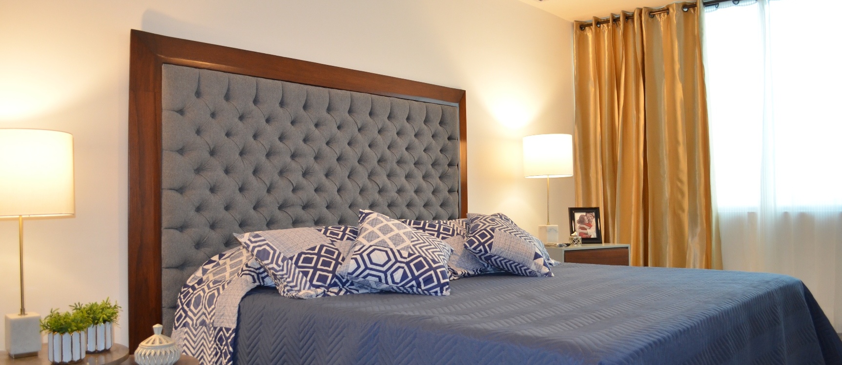 Suite en alquiler en edificio Quo sector Mall del Sol GeoBienes - Suite en alquiler en edificio Quo sector Mall del Sol - Plusvalia Guayaquil Casas de venta y alquiler Inmobiliaria Ecuador