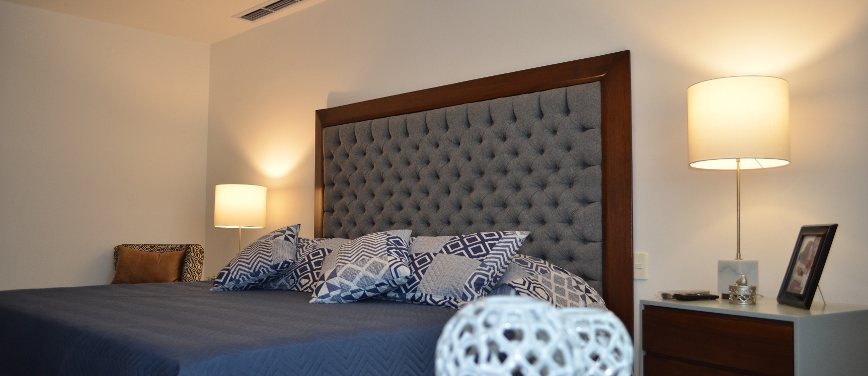 Suite en alquiler en edificio Quo sector Mall del Sol GeoBienes - Suite en alquiler en edificio Quo sector Mall del Sol - Plusvalia Guayaquil Casas de venta y alquiler Inmobiliaria Ecuador