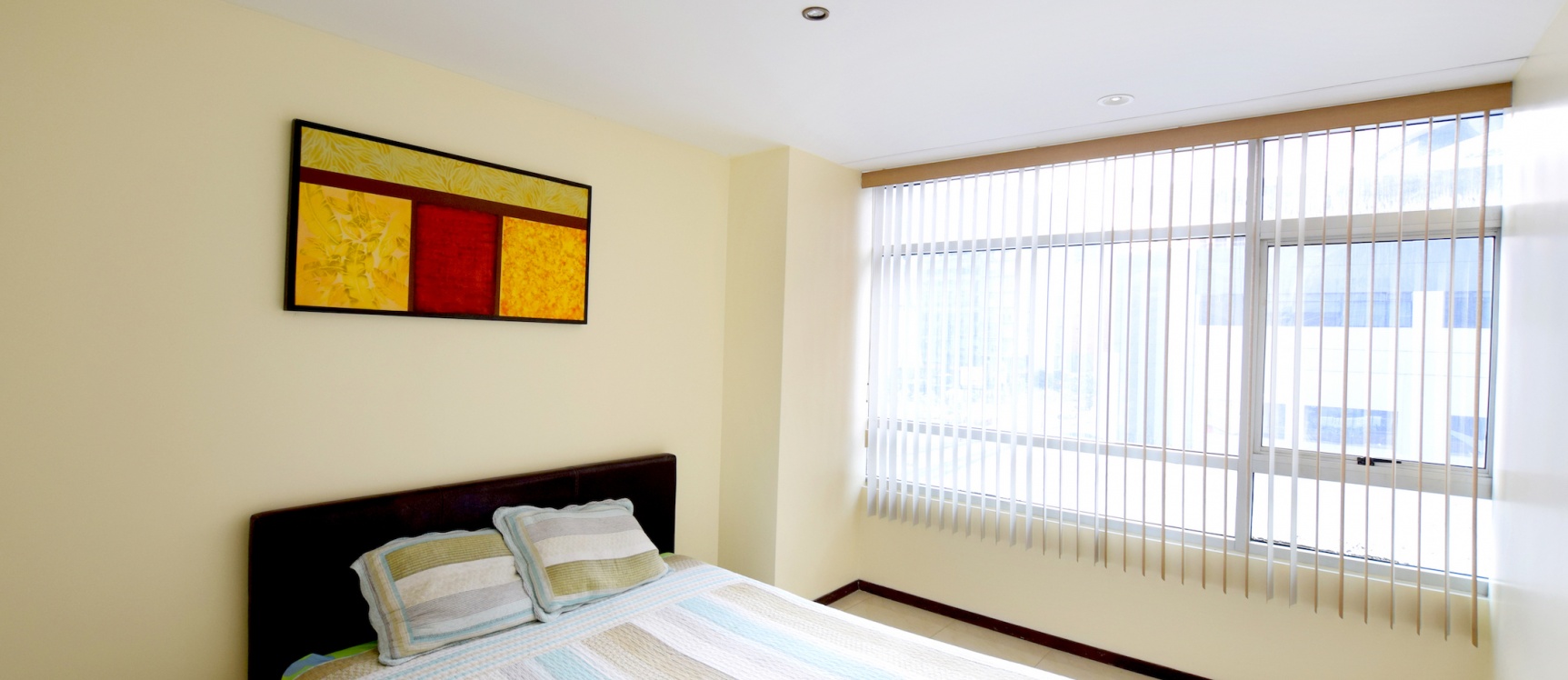 Suite en alquiler en el Edificio Elite Building, Norte de Guayaquil GeoBienes - Suite en venta en el Edificio Elite Building, Norte de Guayaquil - Plusvalia Guayaquil Casas de venta y alquiler Inmobiliaria Ecuador