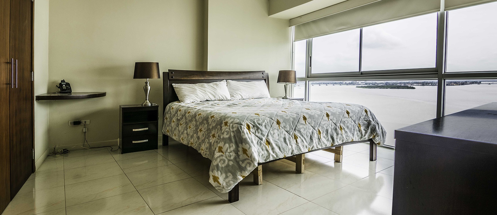 Suite en alquiler en Riverfront II centro de Guayaquil GeoBienes - Suite en alquiler en Riverfront II centro de Guayaquil - Plusvalia Guayaquil Casas de venta y alquiler Inmobiliaria Ecuador