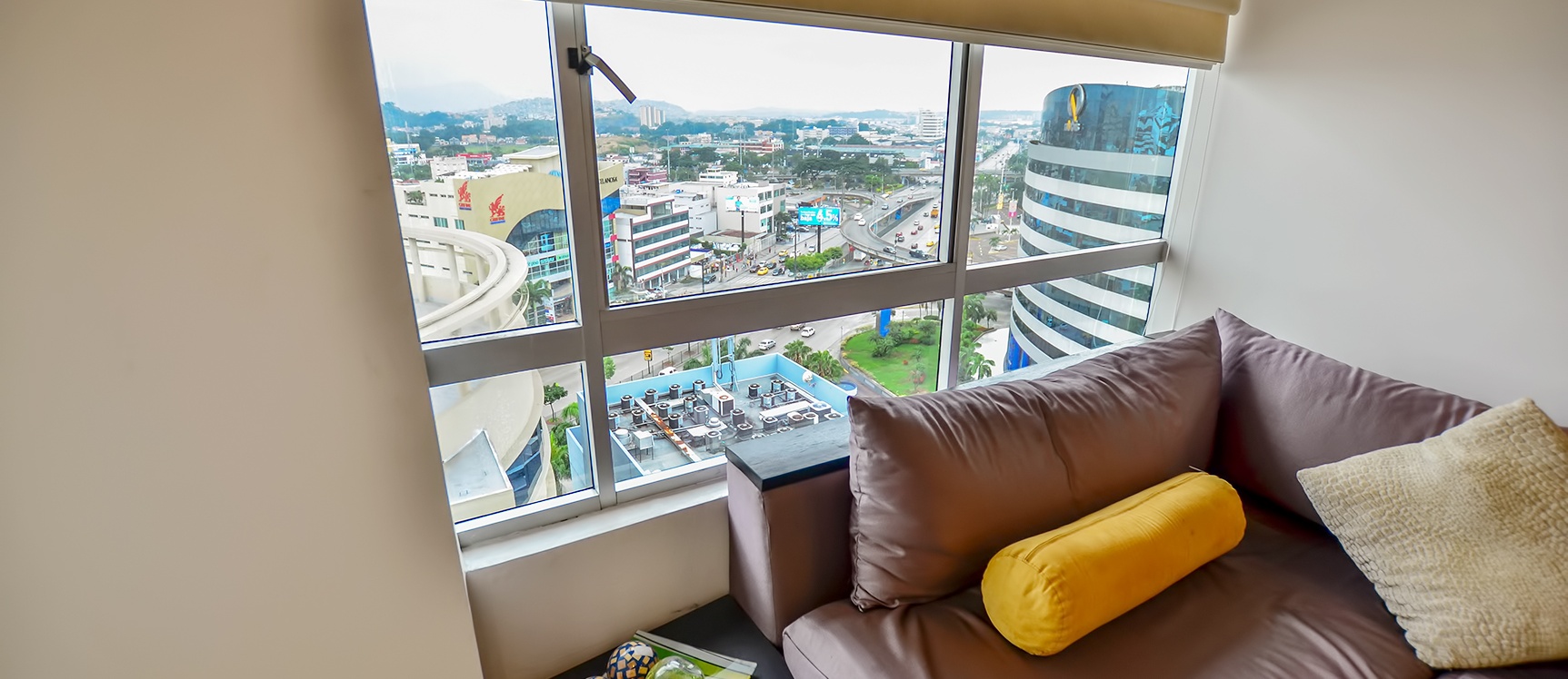 GeoBienes - Suite en alquiler en Torre del Sol I sector norte de Guayaquil - Plusvalia Guayaquil Casas de venta y alquiler Inmobiliaria Ecuador