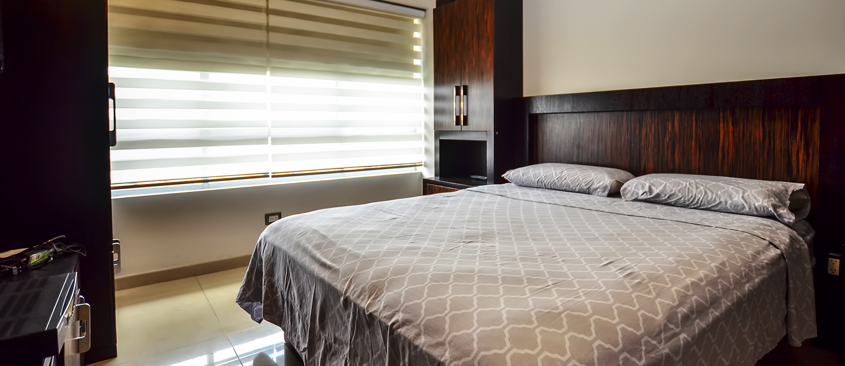 Suite en alquiler en Torre del Sol II sector norte de Guayaquil GeoBienes - Suite en alquiler en Torre del Sol I sector norte de Guayaquil - Plusvalia Guayaquil Casas de venta y alquiler Inmobiliaria Ecuador