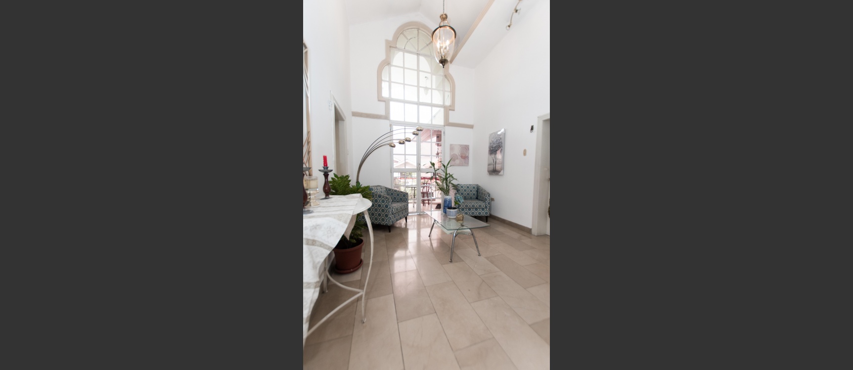 Suite en alquiler en Urb. Rio Guayas Club, norte de Guayaquil GeoBienes - Suite en alquiler amoblada en Urb. Rio Guayas Club, norte de Guayaquil - Plusvalia Guayaquil Casas de venta y alquiler Inmobiliaria Ecuador