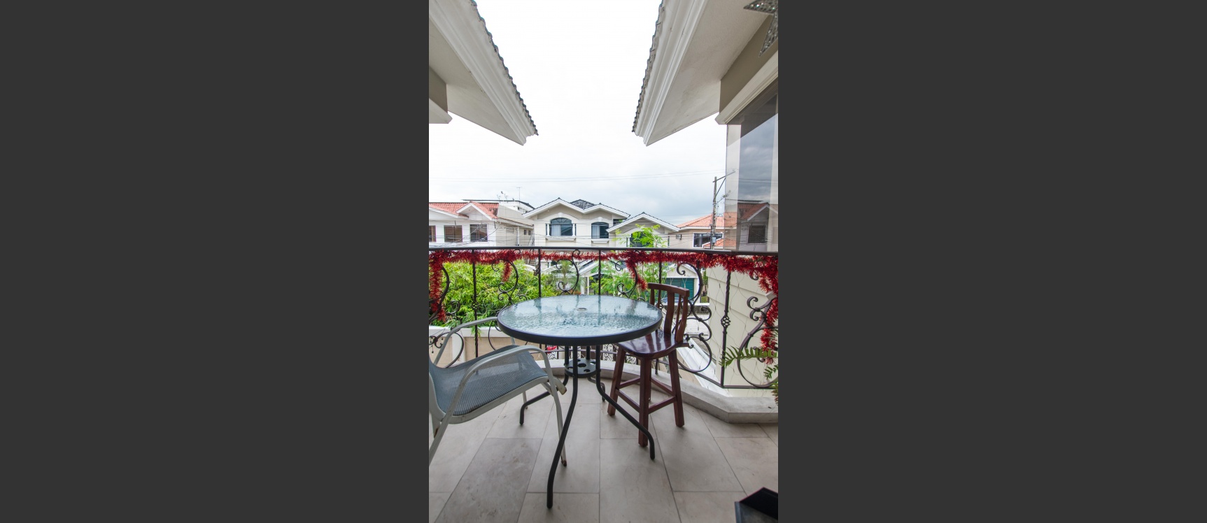 Suite en alquiler en Urb. Rio Guayas Club, norte de Guayaquil GeoBienes - Suite en alquiler amoblada en Urb. Rio Guayas Club, norte de Guayaquil - Plusvalia Guayaquil Casas de venta y alquiler Inmobiliaria Ecuador