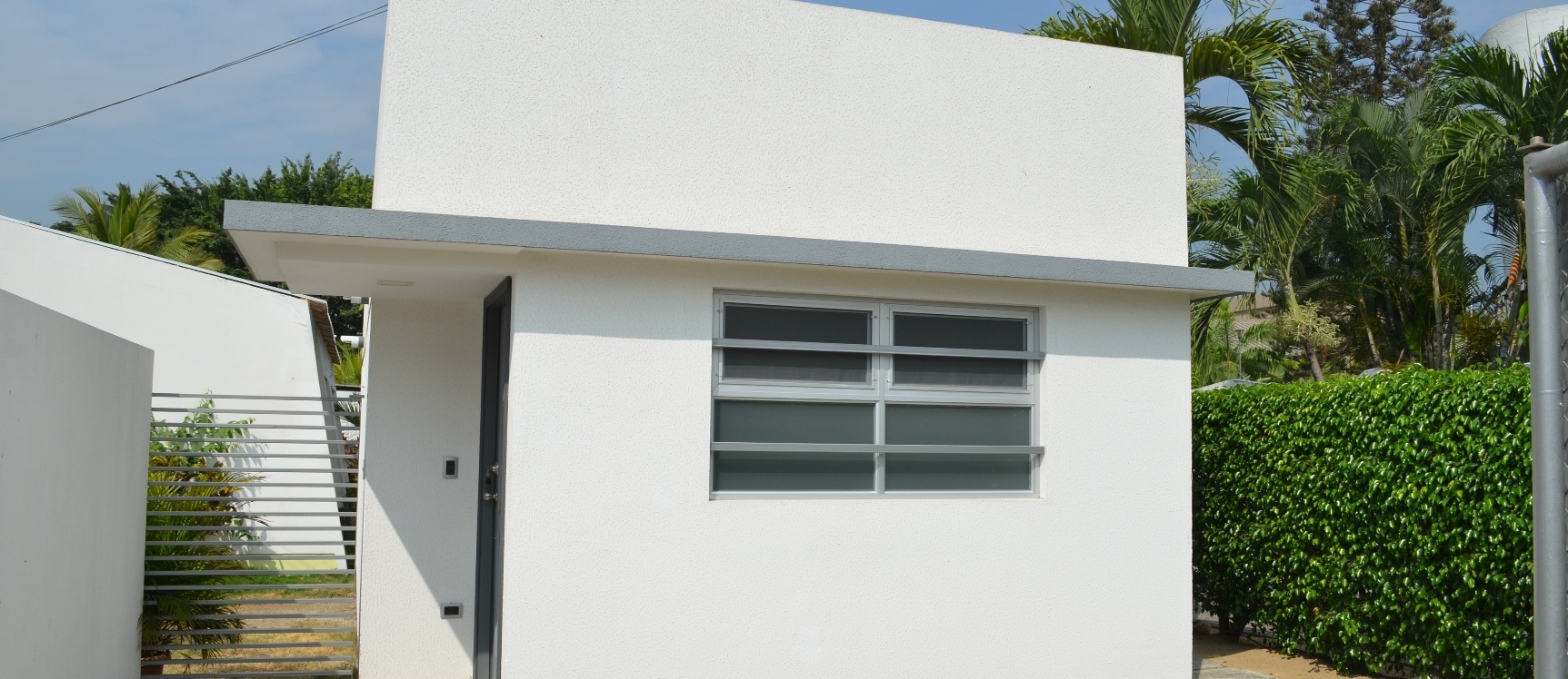 Suite en alquiler samborondon km 5 Urbanización Casa Blanca GeoBienes - Suite en alquiler en Samborondon km 5 Urbanización Casa Blanca - Plusvalia Guayaquil Casas de venta y alquiler Inmobiliaria Ecuador