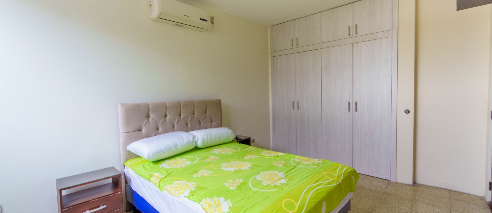 Suite en alquiler ubicada en Kennedy Vieja, Norte de Guayaquil GeoBienes - Suite amoblada en alquiler, Kennedy Vieja, Norte de Guayaquil - Plusvalia Guayaquil Casas de venta y alquiler Inmobiliaria Ecuador