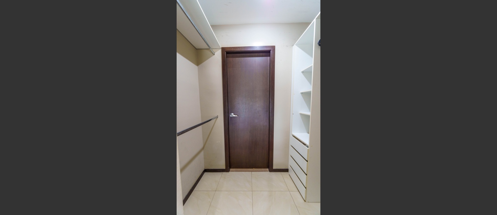 Suite en alquiler ubicado Elite Building, Norte de Guayaquil GeoBienes - Suite en alquiler ubicado Elite Building, Norte de Guayaquil - Plusvalia Guayaquil Casas de venta y alquiler Inmobiliaria Ecuador