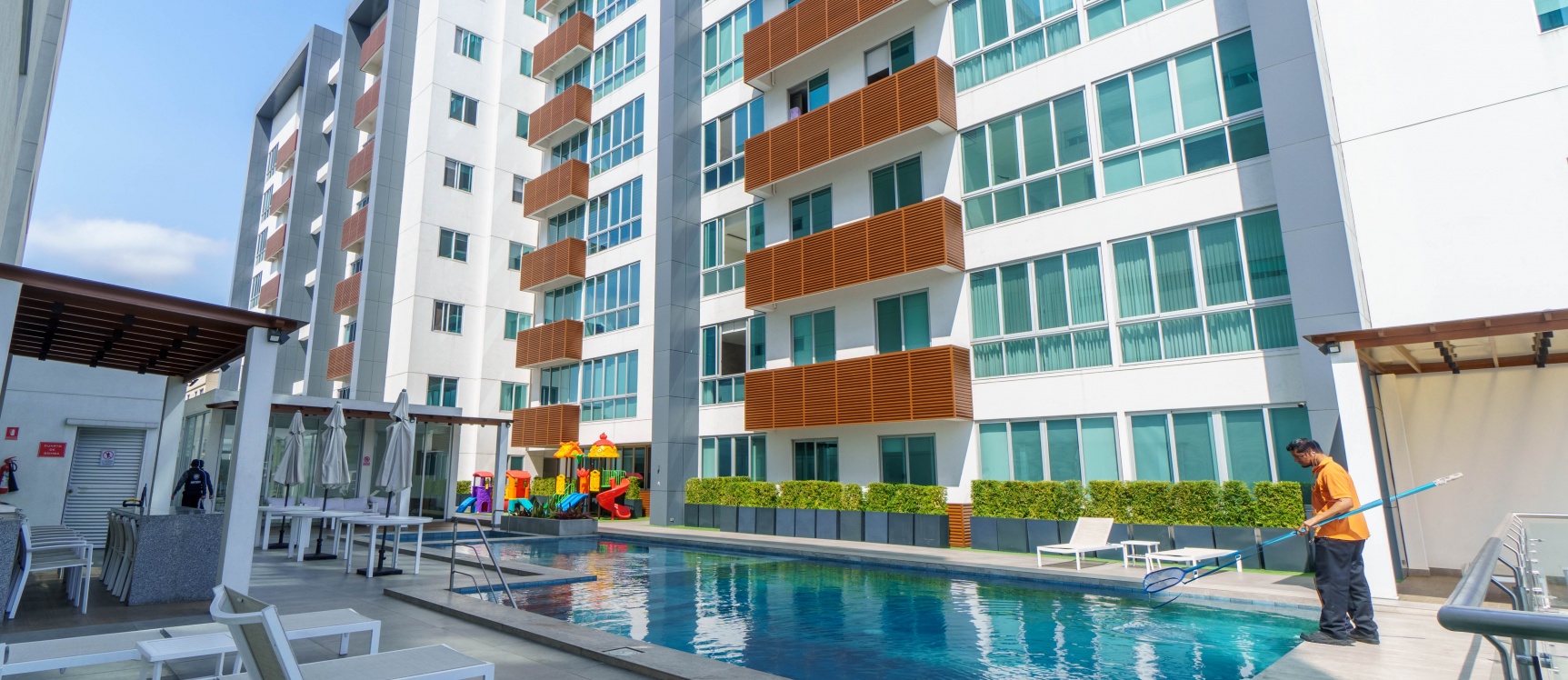 Suite en alquiler ubicado en Edificio 100 Olivos Parc, Los Ceibos GeoBienes - Suite en alquiler ubicado en Edificio 100 Olivos Parc, Los Ceibos - Plusvalia Guayaquil Casas de venta y alquiler Inmobiliaria Ecuador