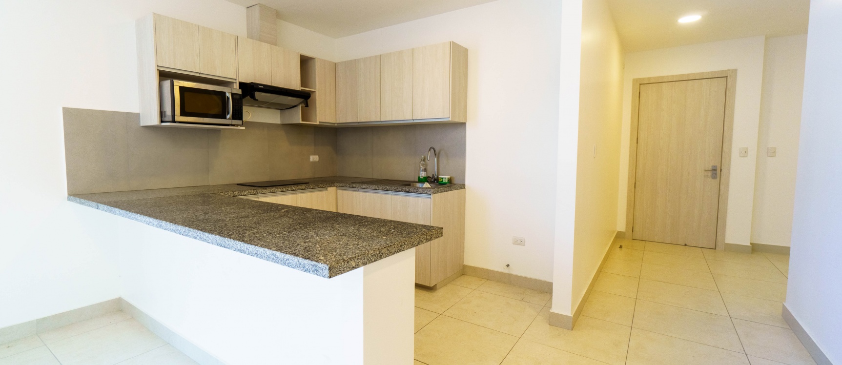 Suite en alquiler ubicado en Edificio 100 Olivos Parc, Los Ceibos GeoBienes - Suite en alquiler ubicado en Edificio 100 Olivos Parc, Los Ceibos - Plusvalia Guayaquil Casas de venta y alquiler Inmobiliaria Ecuador