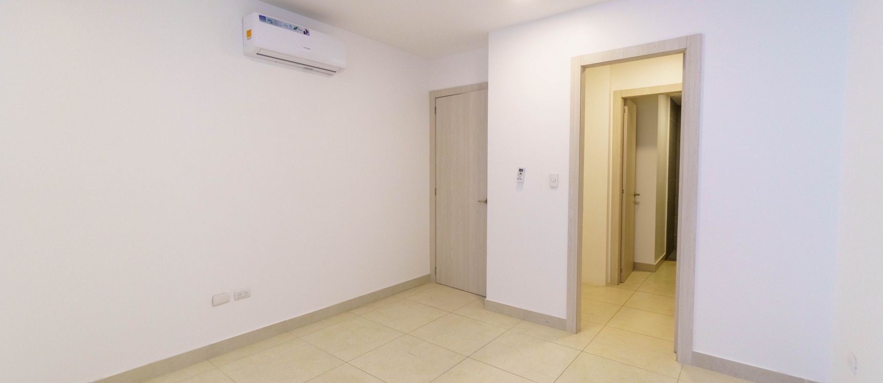 Suite en alquiler ubicado en Edificio 100 Olivos Parc, Los Ceibos GeoBienes - Suite en alquiler ubicado en Edificio 100 Olivos Parc, Los Ceibos - Plusvalia Guayaquil Casas de venta y alquiler Inmobiliaria Ecuador