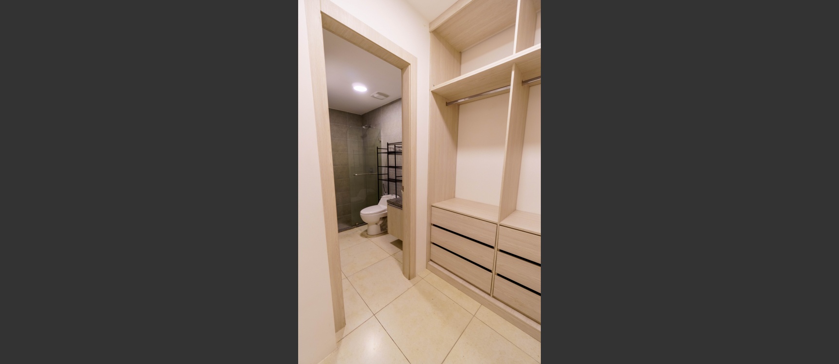 Suite en alquiler ubicado en Edificio 100 Olivos Parc, Los Ceibos GeoBienes - Suite en alquiler ubicado en Edificio 100 Olivos Parc, Los Ceibos - Plusvalia Guayaquil Casas de venta y alquiler Inmobiliaria Ecuador