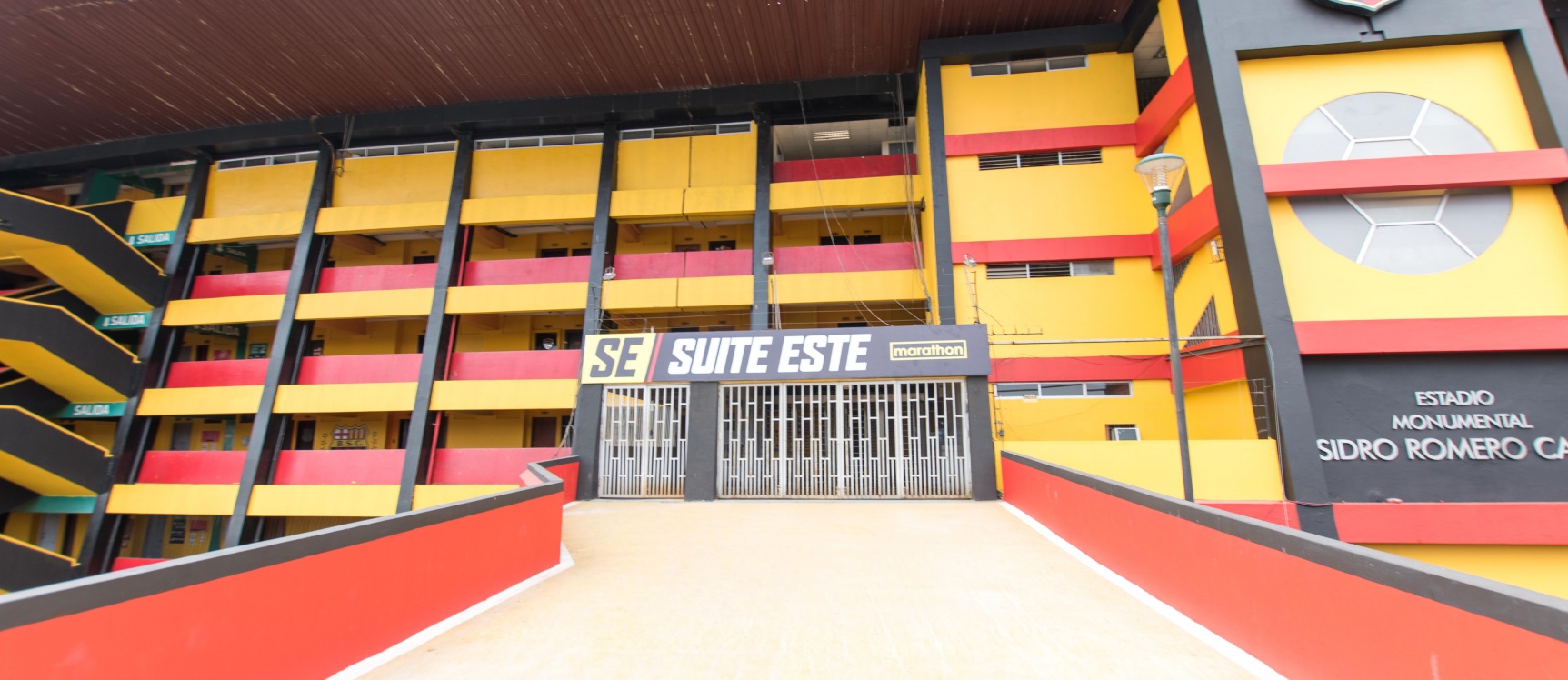 GeoBienes - Suite en alquiler ubicado en el Estadio Monumental - Plusvalia Guayaquil Casas de venta y alquiler Inmobiliaria Ecuador