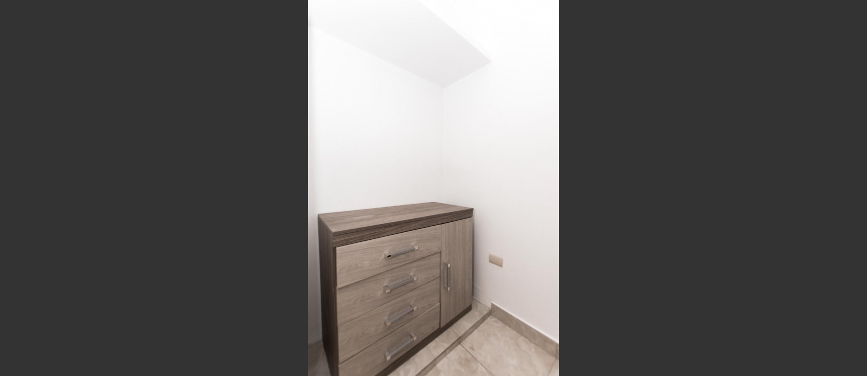 Suite en alquiler ubicado en Kennedy Norte GeoBienes - Suite en alquiler ubicado en Kennedy Norte - Plusvalia Guayaquil Casas de venta y alquiler Inmobiliaria Ecuador