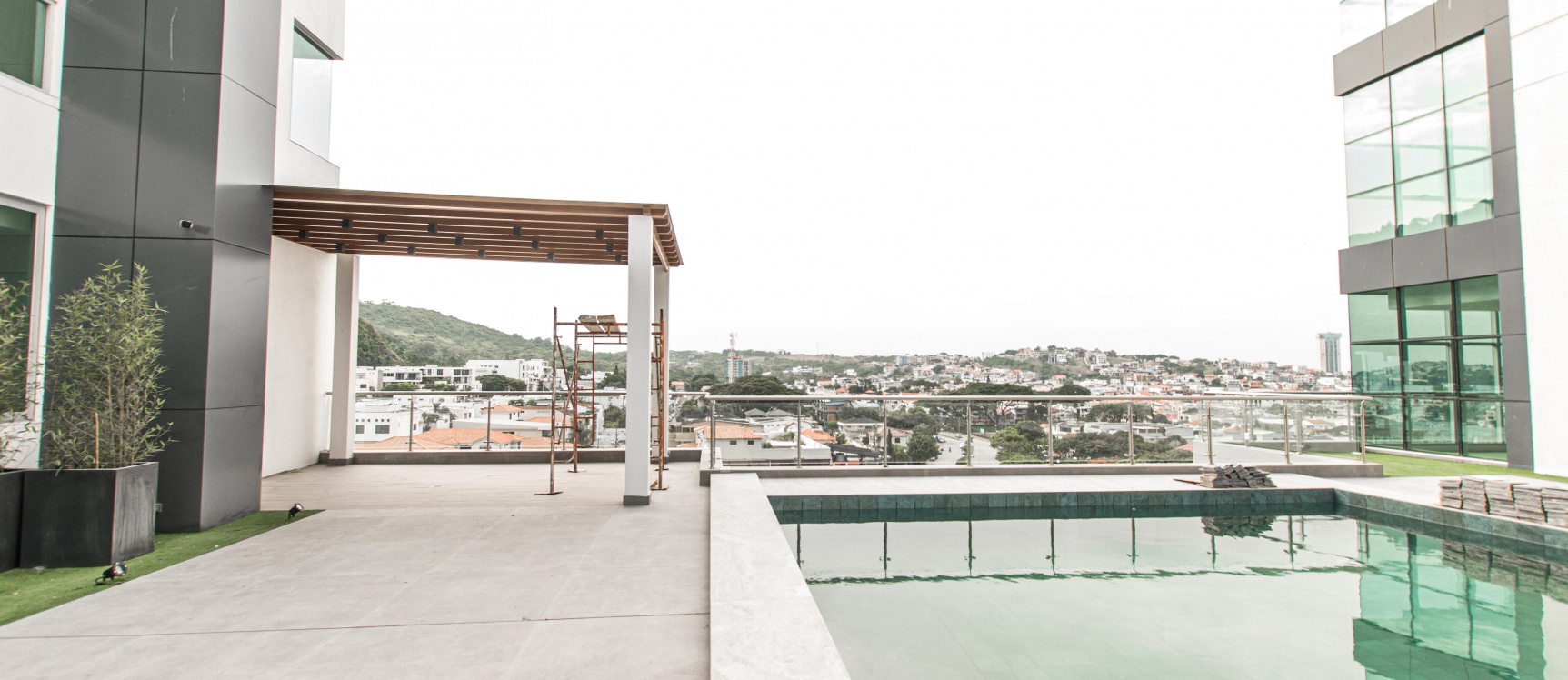 Suite en venta - ubicada en la Cdla. Los Olivos GeoBienes - Suite en venta en 100 Olivos Parc - ubicada en la Urb. Los Olivos - Plusvalia Guayaquil Casas de venta y alquiler Inmobiliaria Ecuador