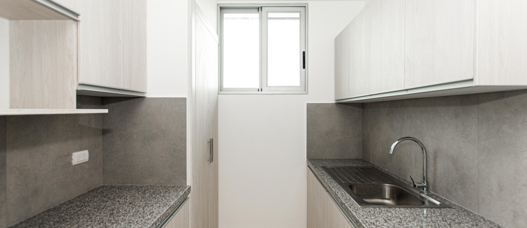 Suite en venta - ubicada en la Cdla. Los Olivos GeoBienes - Suite en venta en 100 Olivos Parc - ubicada en la Urb. Los Olivos - Plusvalia Guayaquil Casas de venta y alquiler Inmobiliaria Ecuador
