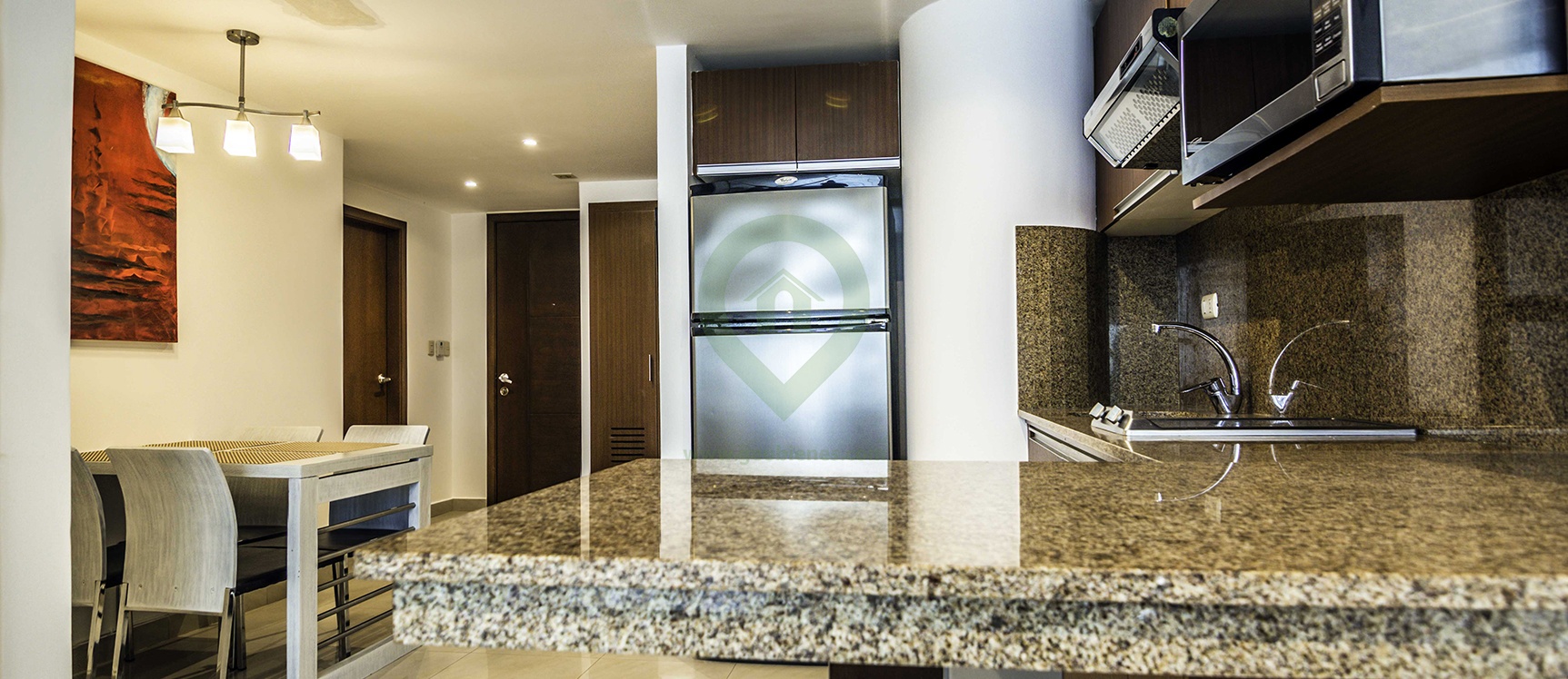 Suite en venta en Samborondón Plaza vía a Samborondón GeoBienes - Suite en venta en Samborondón Plaza vía a Samborondón - Plusvalia Guayaquil Casas de venta y alquiler Inmobiliaria Ecuador