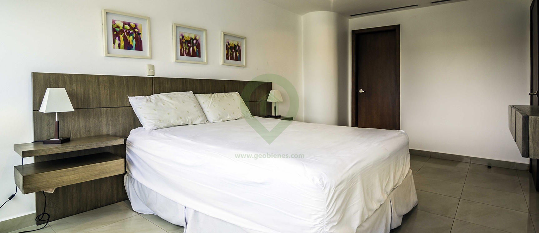 Suite en venta en Samborondón Plaza vía a Samborondón GeoBienes - Suite en venta en Samborondón Plaza vía a Samborondón - Plusvalia Guayaquil Casas de venta y alquiler Inmobiliaria Ecuador