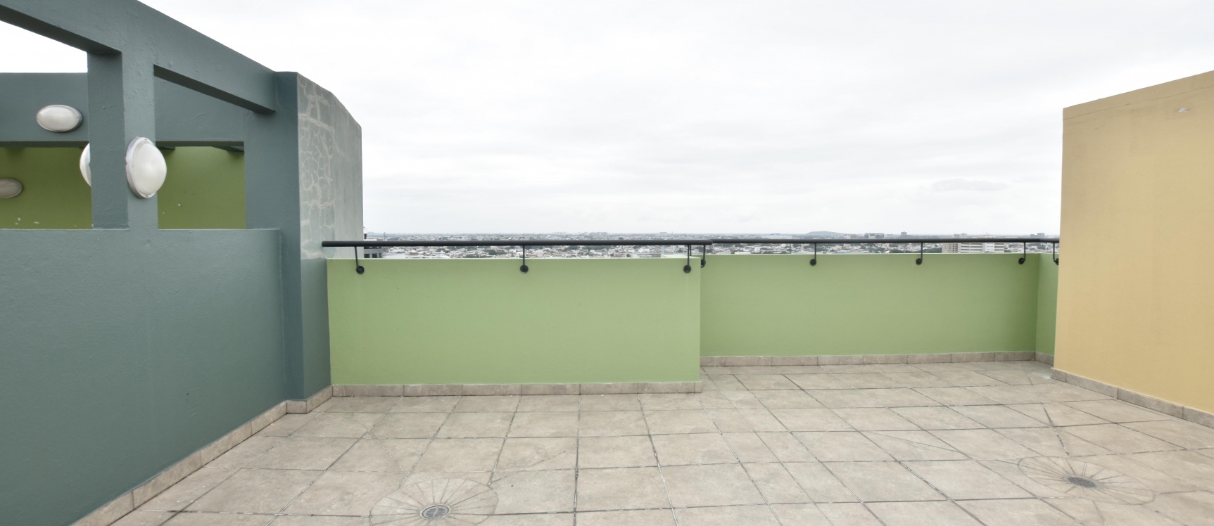 Suite en venta ubicado en Ciudad Colón GeoBienes - Suite en venta ubicado en Ciudad Colón - Plusvalia Guayaquil Casas de venta y alquiler Inmobiliaria Ecuador