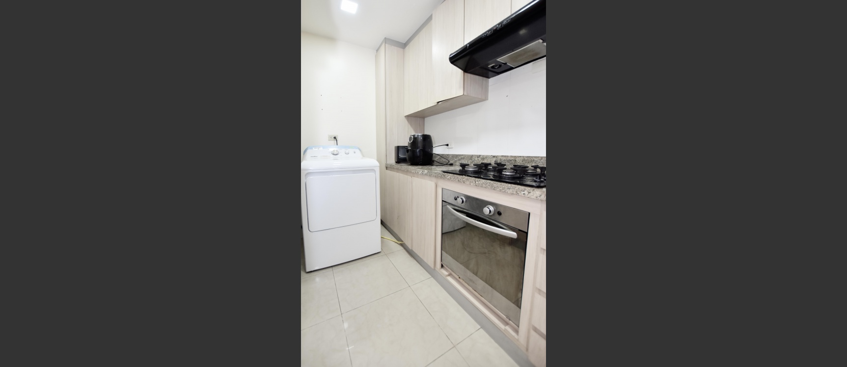 Suite en venta ubicado en Ciudad Colón GeoBienes - Suite en venta ubicado en Ciudad Colón - Plusvalia Guayaquil Casas de venta y alquiler Inmobiliaria Ecuador
