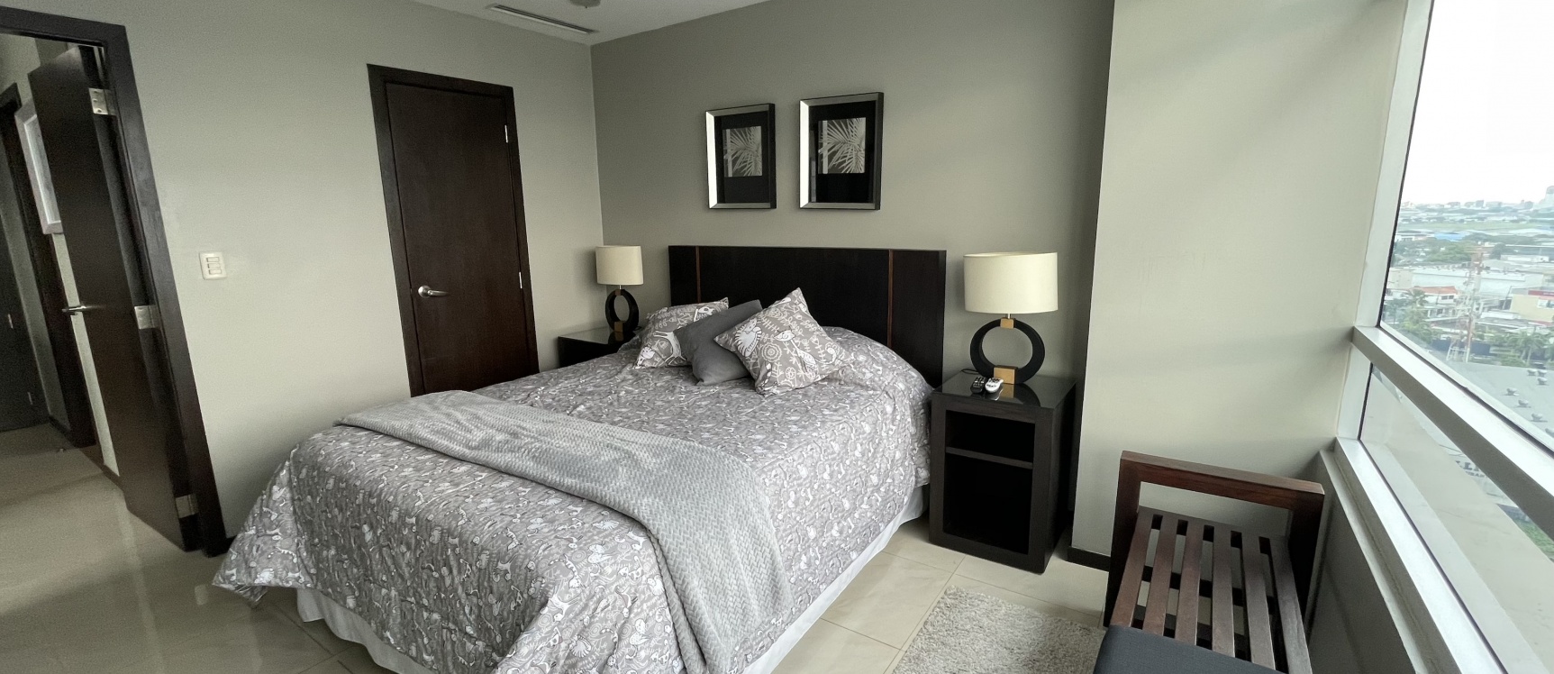 Suite Penthouse amoblada en venta - Elite Building GeoBienes - Suite Penthouse amoblada en venta - Elite Building - Plusvalia Guayaquil Casas de venta y alquiler Inmobiliaria Ecuador
