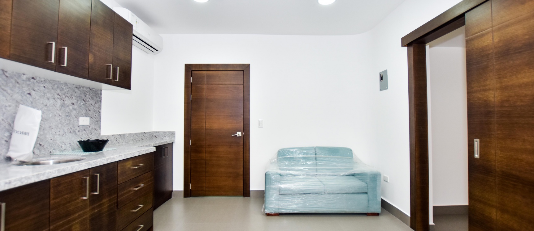 Suite por estrenar en alquiler en Vía Samborondón GeoBienes - Suite por estrenar en alquiler en Vía Samborondón - Plusvalia Guayaquil Casas de venta y alquiler Inmobiliaria Ecuador