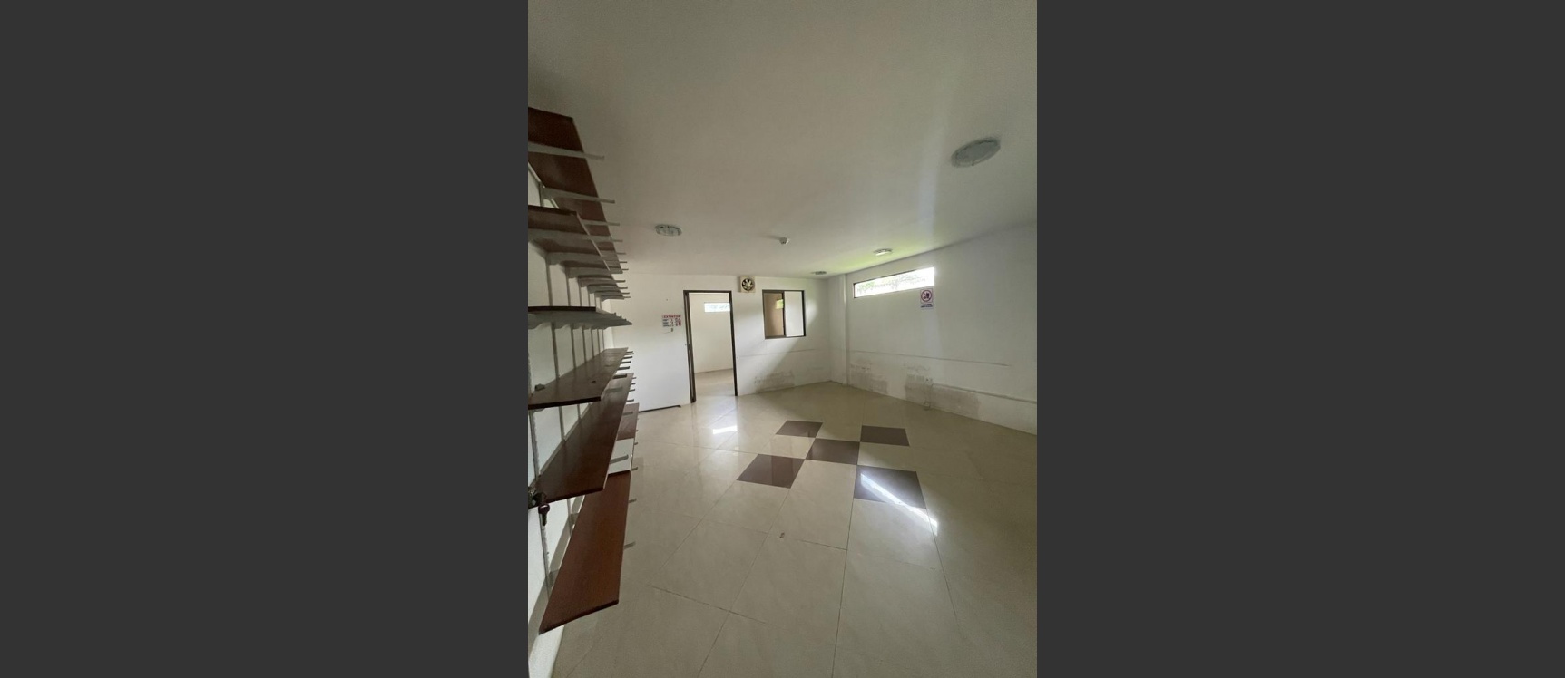 GeoBienes - Terreno comercial con bodegas y oficinas en alquiler en Vía a la Costa - Plusvalia Guayaquil Casas de venta y alquiler Inmobiliaria Ecuador